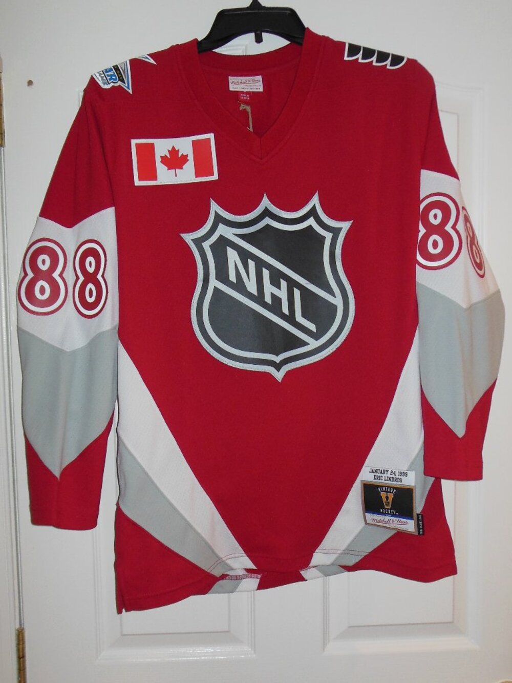 NWT Mitchell & Ness PHILADELPHIA FLYERS Eric Lindros 1999 ALL-STAR GAME JERSEY